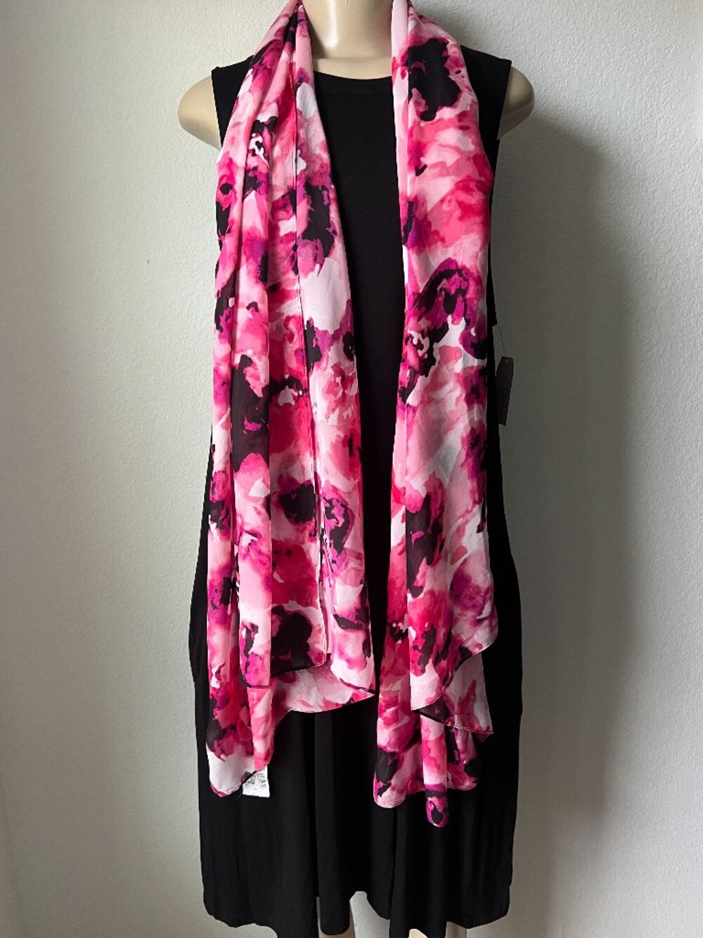 Multi Colored Scarf - Picture 1 of 2